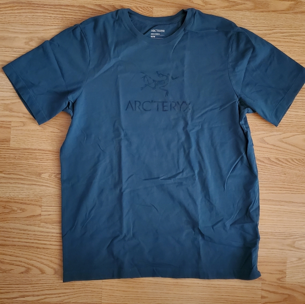 Arc'teryx t-shirt Medium